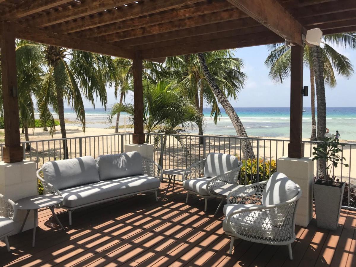 Courtyard By Marriott Bridgetown, Barbados Hotel Exterior photo